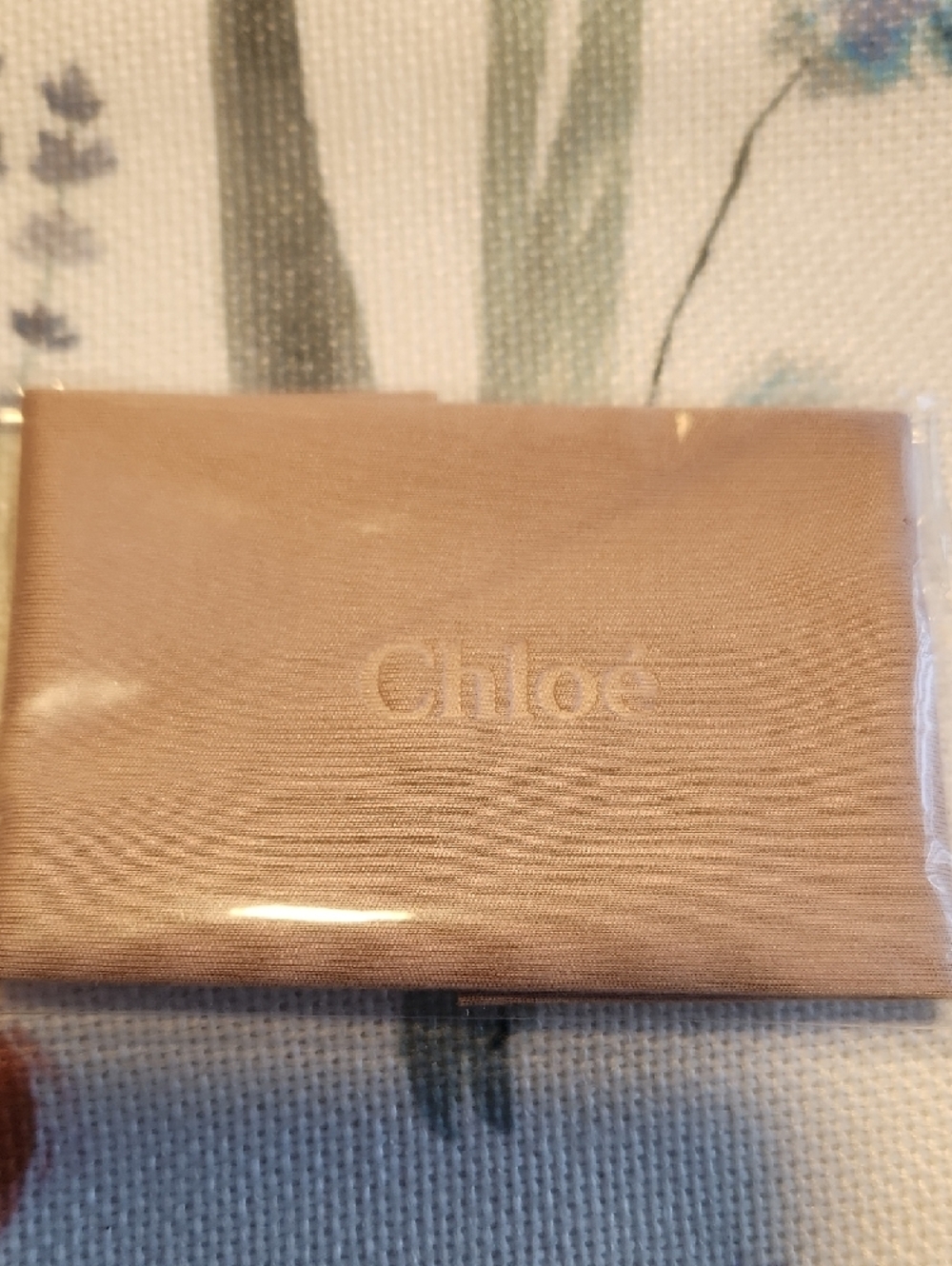 Chloé Beige Oversized Sunglasses with Gradient Gray Lenses - Picture 9 of 15